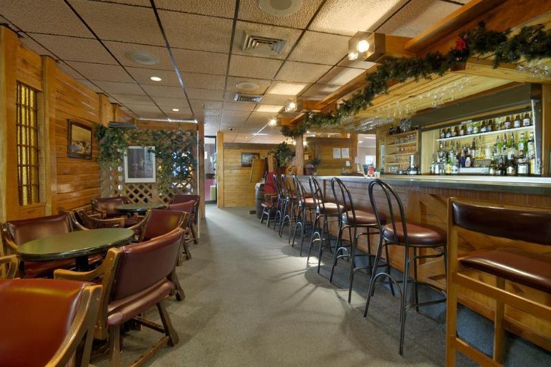 Howard Johnson By Wyndham Portage La Prairie Extérieur photo